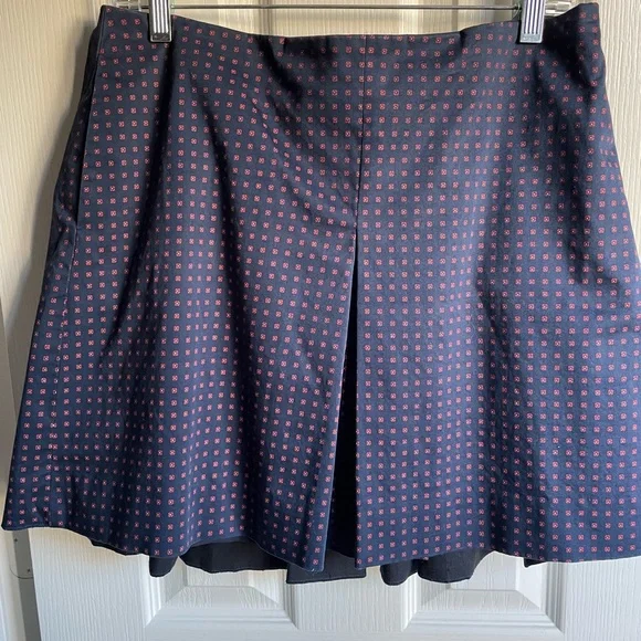 Tory Burch Runway Klarissa Pleated Mini Skirt Size 6 Navy - Picture 11 of 12